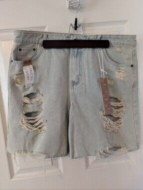 NWT Project Rebel - Midi Shorts Distressed Light Wash Denim JUPR05